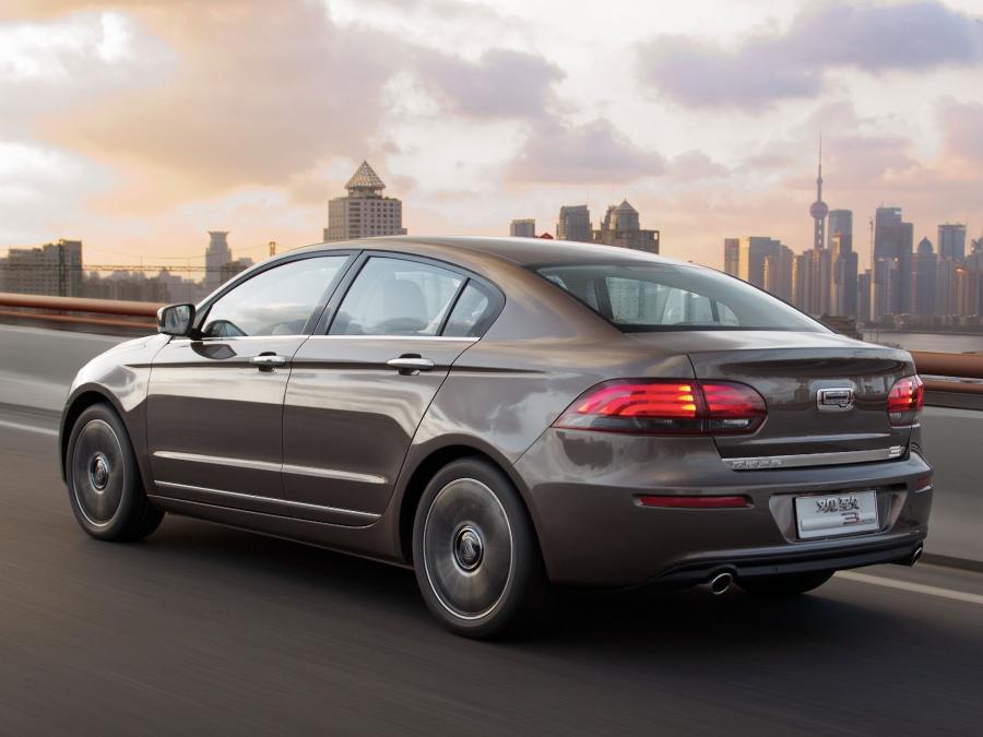  Qoros 3 Sedan 2014 года  (фото 12 из 37)